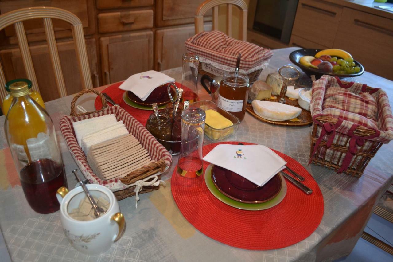 Chambre D'Hotes "Le Moulin" Thônes エクステリア 写真