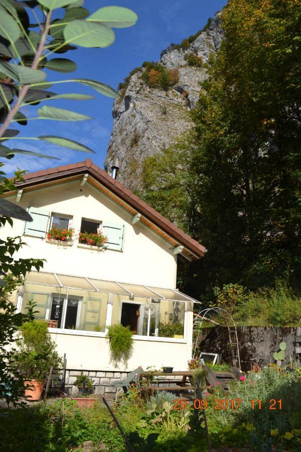 Chambre D'Hotes "Le Moulin" Thônes エクステリア 写真